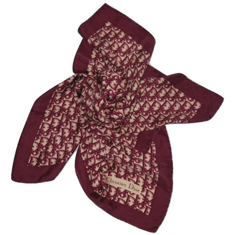 carre soie dior|foulard dior femme.